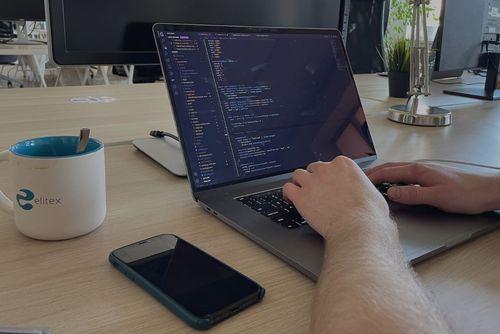 Vue.js vs. React image 11