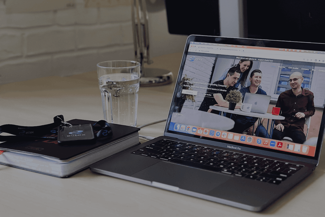 TOP 10 Reasons to Outsource React.js Development