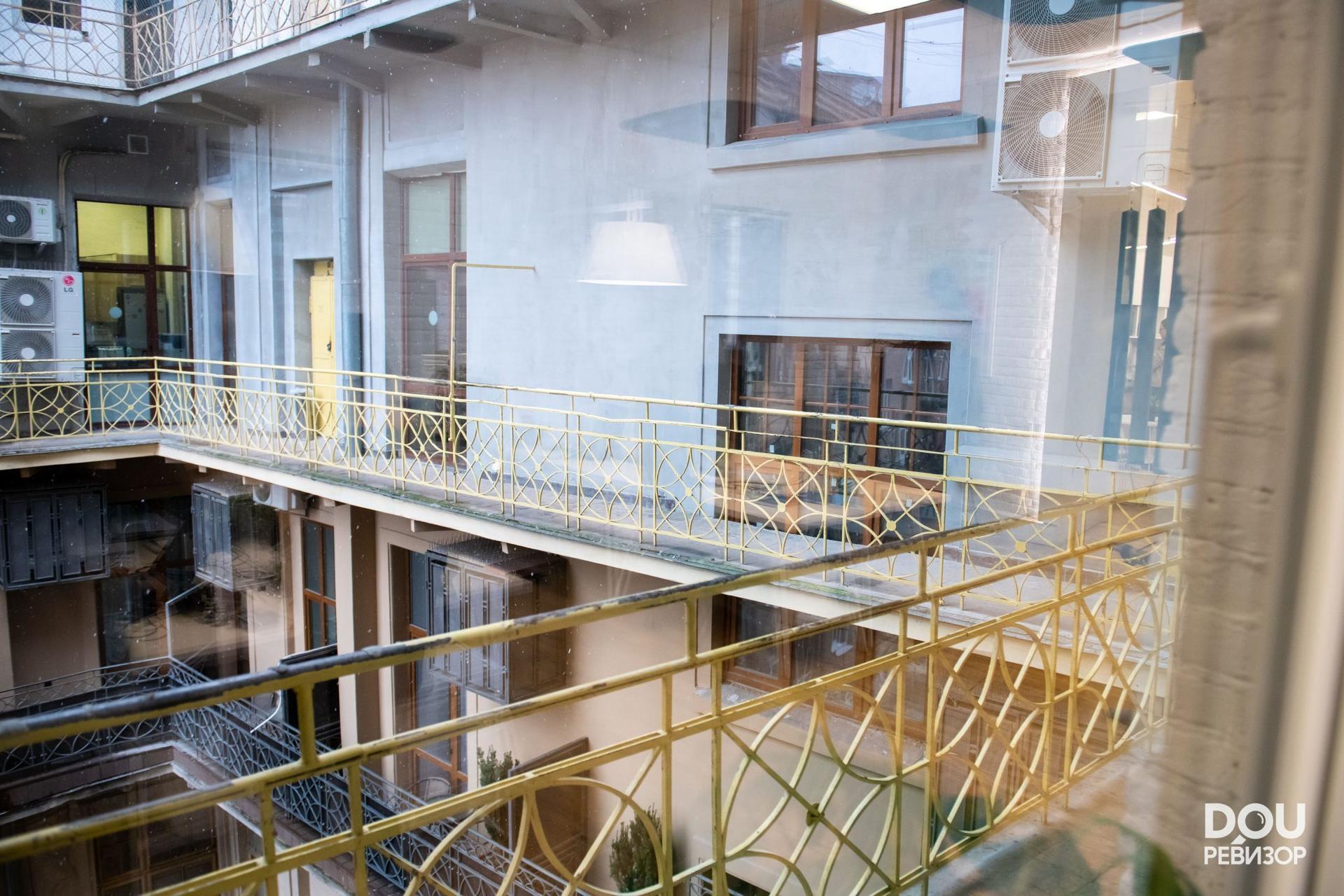 A smoking area in ELITEX office